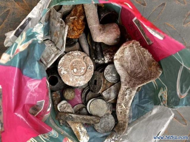 四名“摸金校尉”在合肥就逮 盗掘古名胜被握